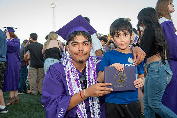 ArnoldUriostegui_PHSGraduation2025-48