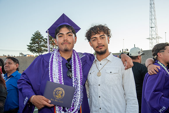 ArnoldUriostegui_PHSGraduation2025-74