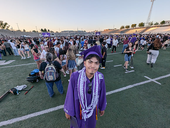 ArnoldUriostegui_PHSGraduation2025-69