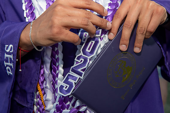 ArnoldUriostegui_PHSGraduation2025-84
