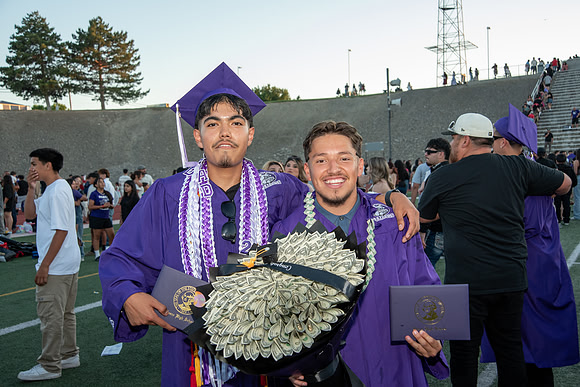 ArnoldUriostegui_PHSGraduation2025-75