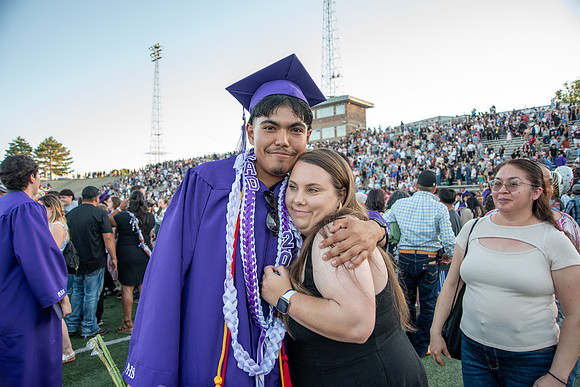 ArnoldUriostegui_PHSGraduation2025-39